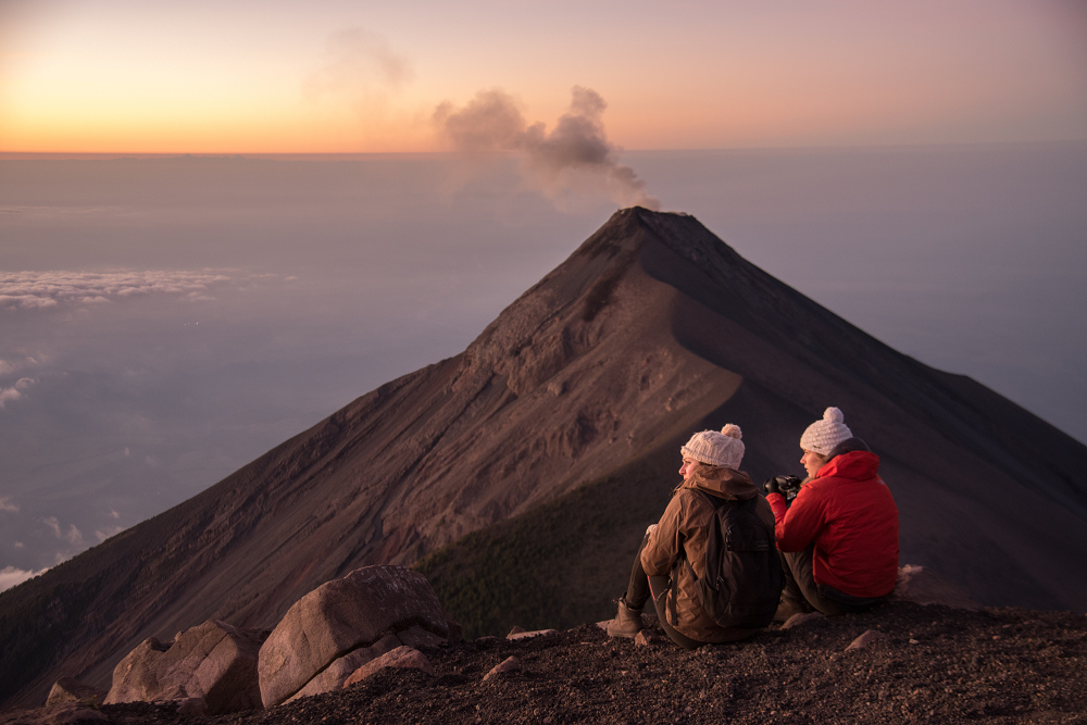 瓜地馬拉火山健行的日出