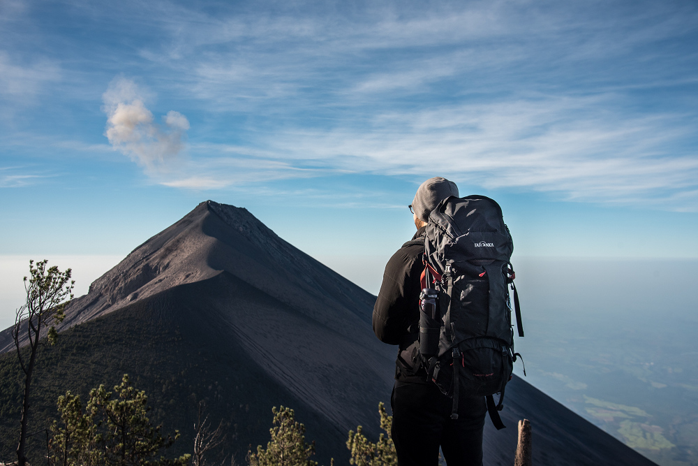行走在雲層之上：瓜地馬拉火山群健行